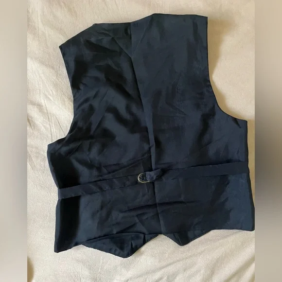 Geometric Patterned Vest - Picture 3 of 3